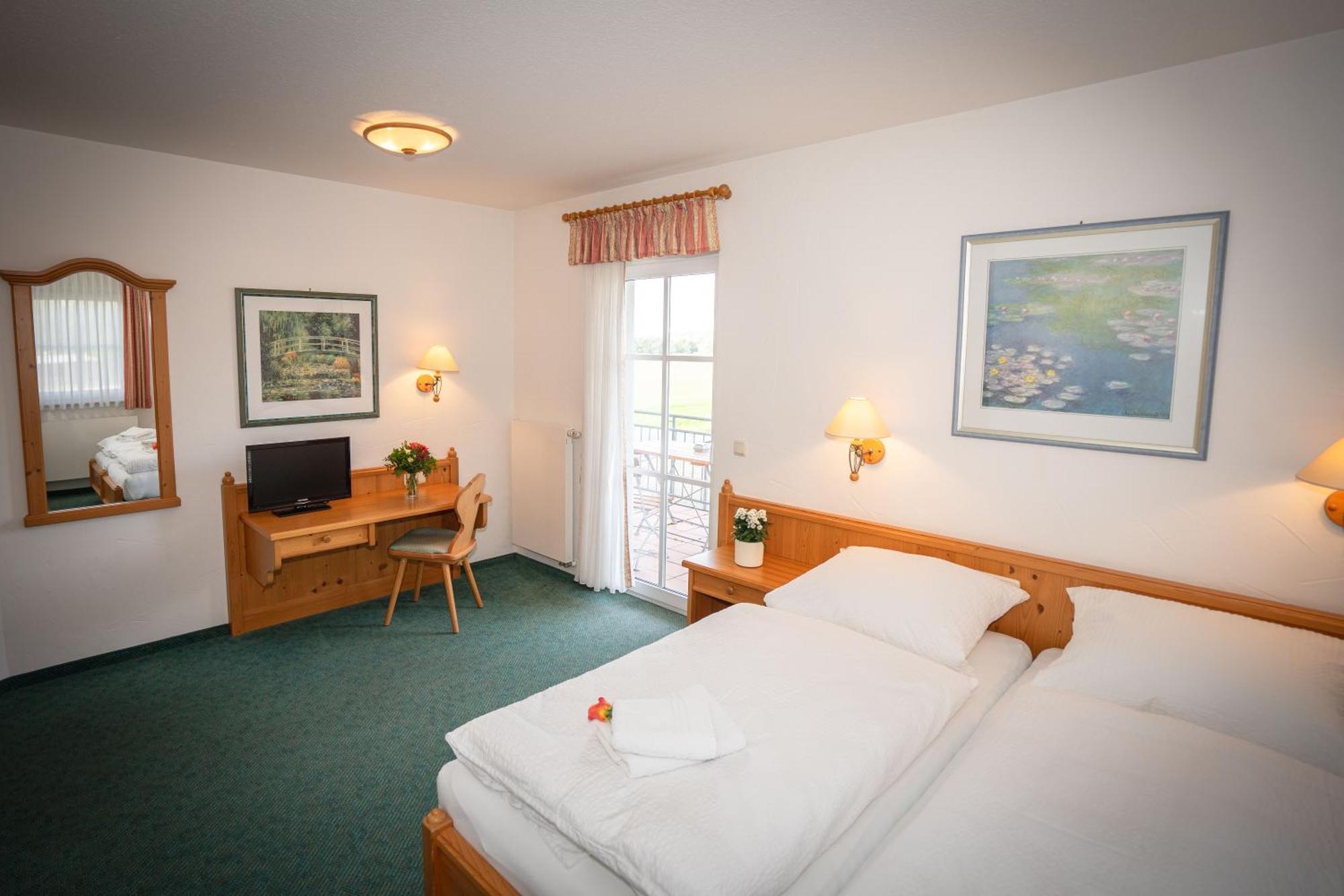 Hotel Reich Am Schnackensee Gunzenhausen Extérieur photo